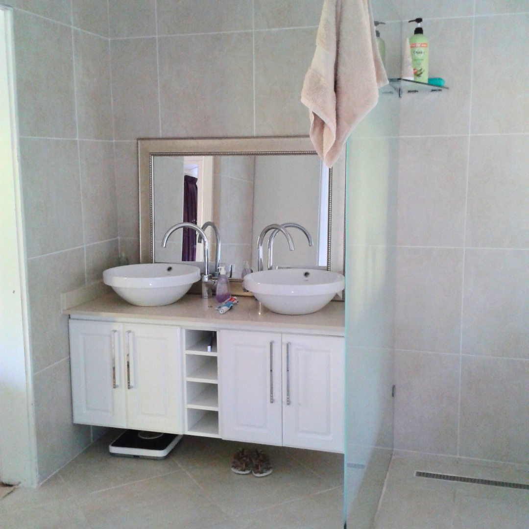 Bathroom vanities